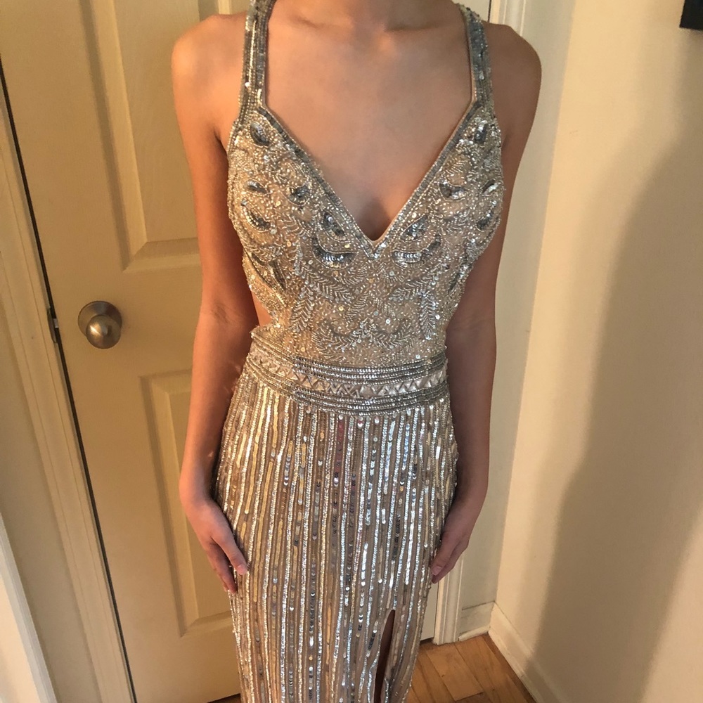 Prom Dress - Picture 4 of 6